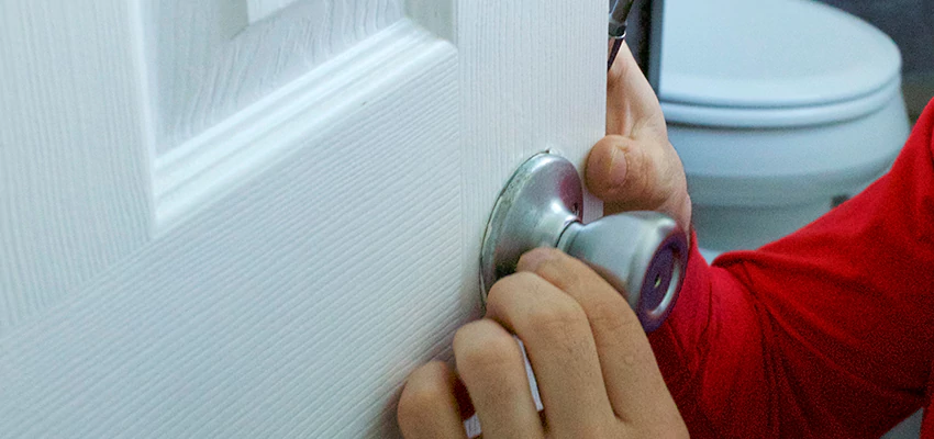 Vintage Door Knob Replacement in Gonzales, CA
